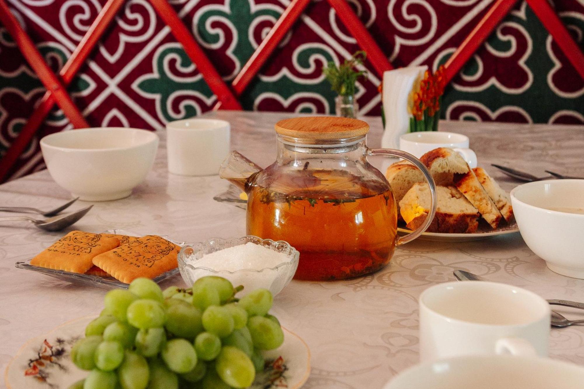 Eco Yurt Camp Arashan Hotel Teploklyuchenka ภายนอก รูปภาพ