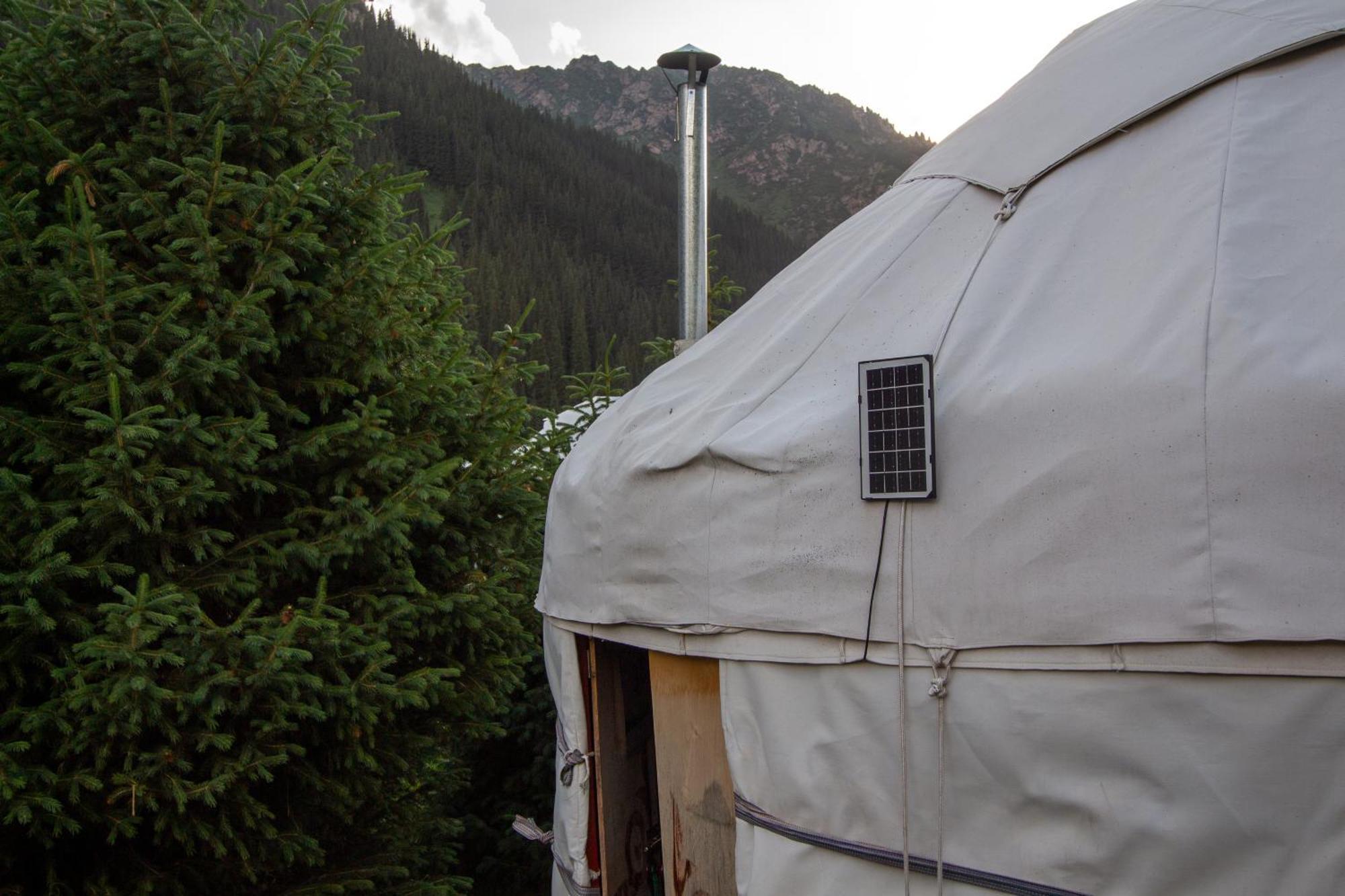 Eco Yurt Camp Arashan Hotel Teploklyuchenka ภายนอก รูปภาพ