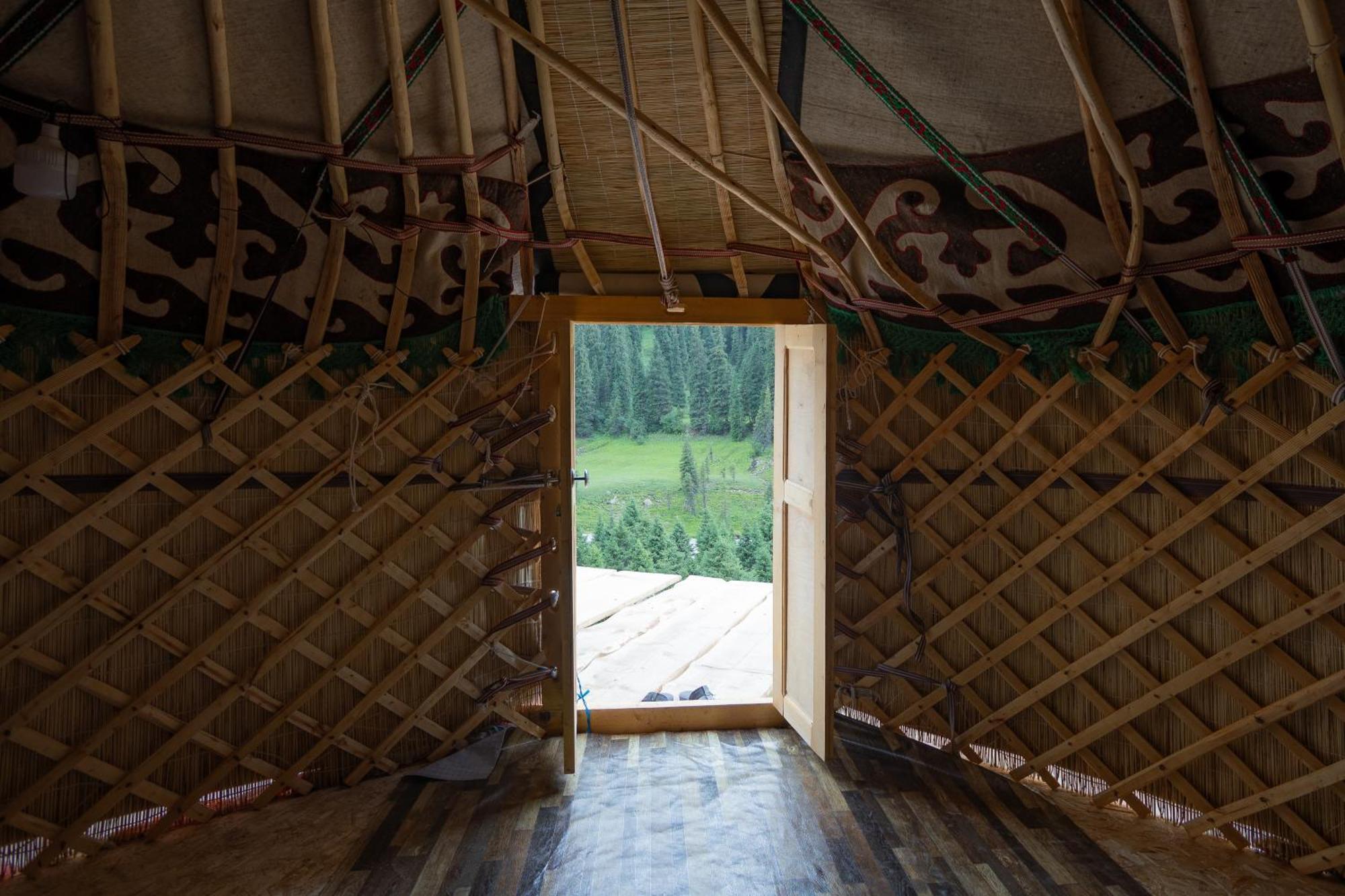 Eco Yurt Camp Arashan Hotel Teploklyuchenka ภายนอก รูปภาพ