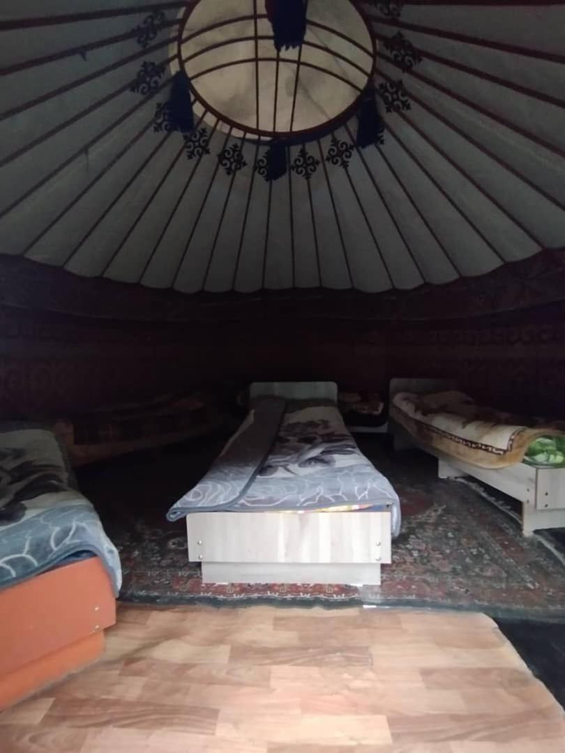 Eco Yurt Camp Arashan Hotel Teploklyuchenka ภายนอก รูปภาพ